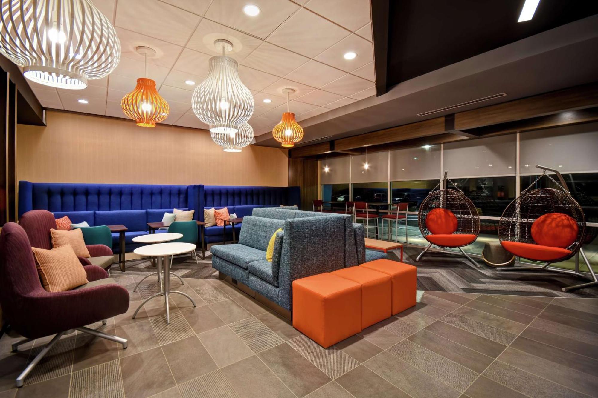 Tru By Hilton Cincinnati Airport South Florence Exterior photo