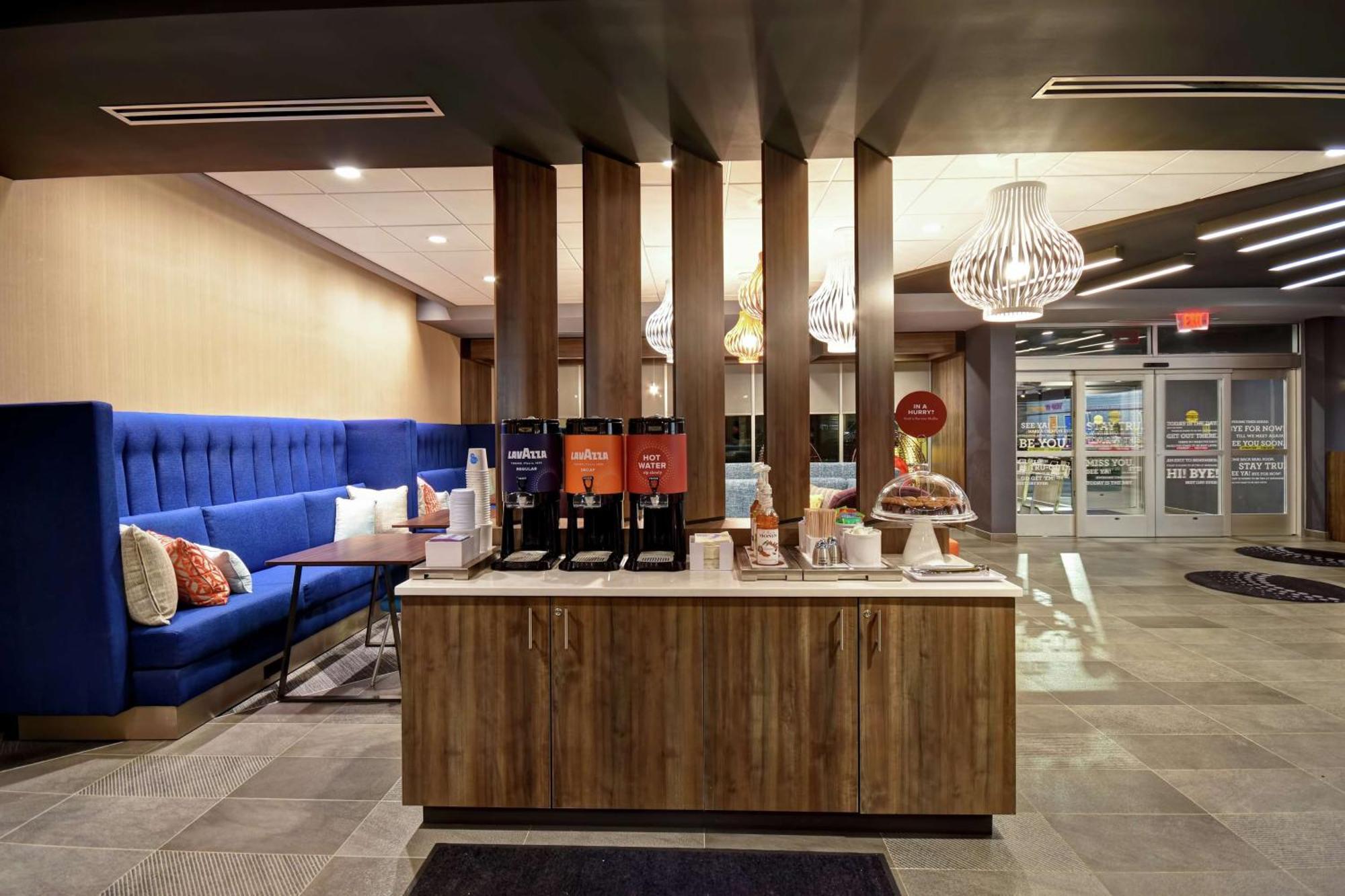 Tru By Hilton Cincinnati Airport South Florence Exterior photo