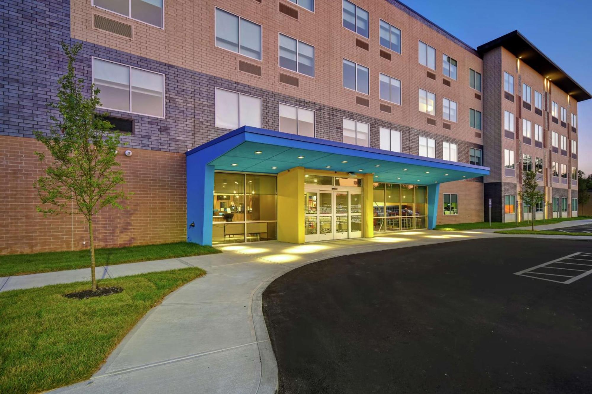 Tru By Hilton Cincinnati Airport South Florence Exterior photo